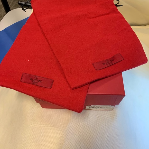 Bronze Valentino pointed toe pumps - Picture 5 of 6